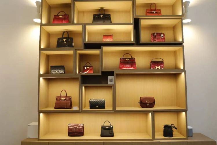 巴黎漫游记 解锁直男穿搭新境界，这些宝藏品牌值得拥有